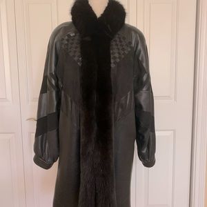 Validanti by Broadway Lamb leather coat with fox fur trim